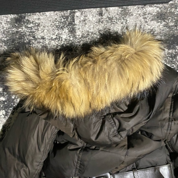 Mackage brown XS 3-4 down jacket with faux fur hood - Picture 4 of 7
